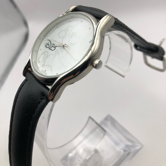 Disney Mickey Mouse Drum D23 Women’s Watch Black Band New Battery White Face - Picture 4 of 10